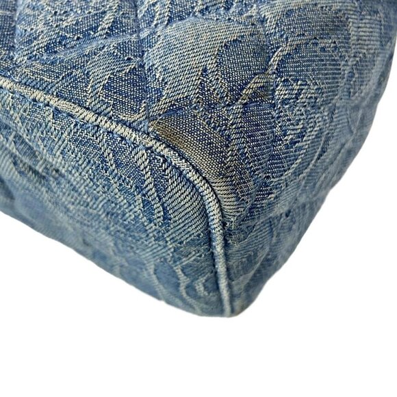 Auth CHANEL Vanity Case / Matelasse AP3204 Light Blue Denim Vanity Bag - Picture 4 of 16